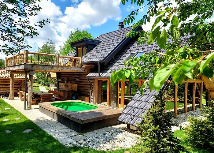 Koca Na Samem بيت للعطل *