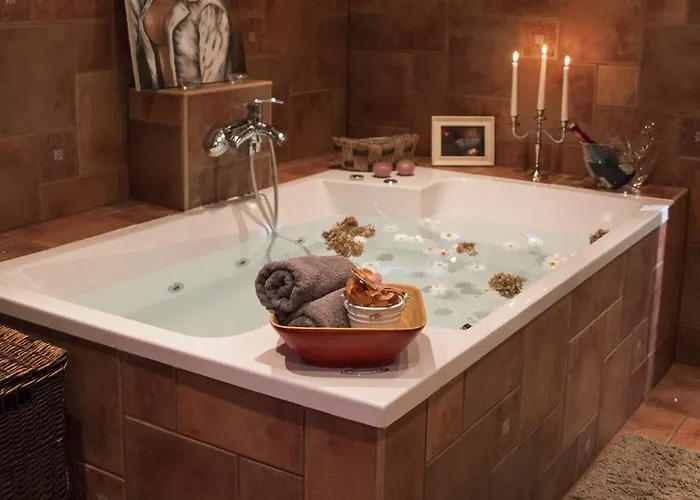 Koca Na Samem بيت للعطل مورفسكه تيبليتسه